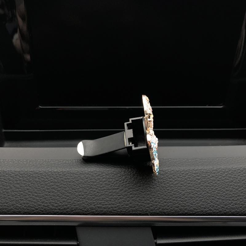 Butterfly Car Air Vent Clip β Elegant Aromatherapy Freshener & Stylish Auto Decor