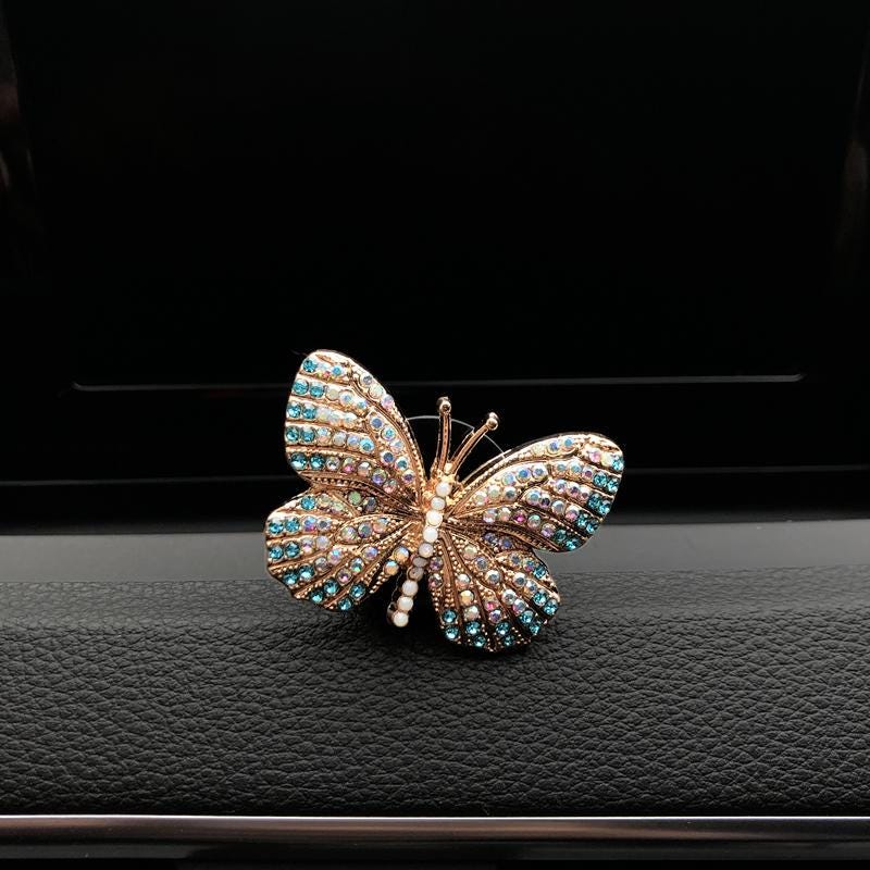 Butterfly-Shaped Car Air Vent Aromatherapy Clip – Stylish & Refreshing Car Air Freshener